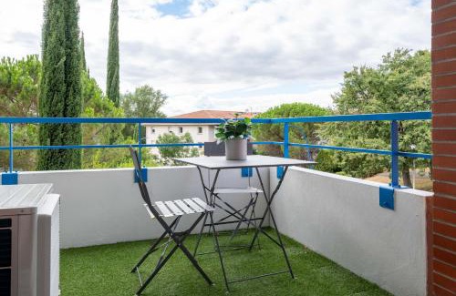 Colomiers Apartment | L'Airbusien - Terrasse et parking - Airbus à coté