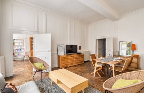 Centre Apartment | L'Alcôve - Volume et Elégance en coeur de ville