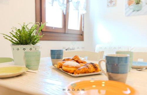 San Pantaleo Apartment | L' Altana