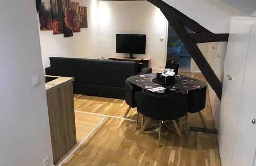 Charleville-Mezieres Apartment | L alysé