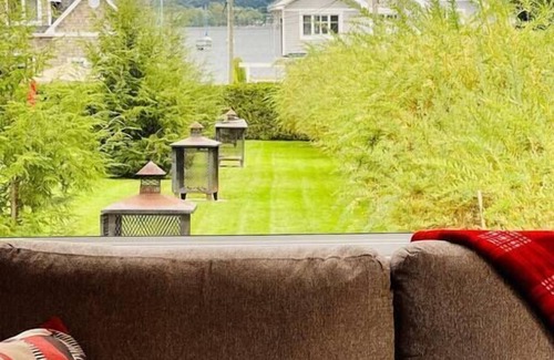 Magog House | L'Ancre Dorée - Access to the Lake 219