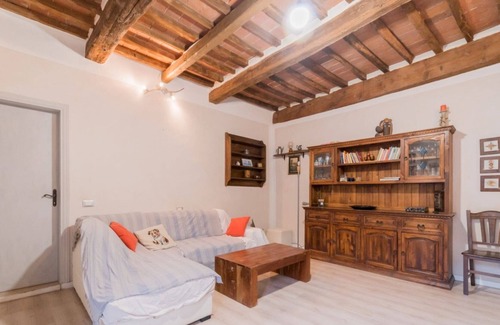 Portoferraio Old Town Apartment | L'Angolo Apartment 4/6 Beds in the Heart of Portoferraio