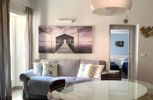 Sirolo Apartment | L'angolo di mare [Centro di Sirolo]