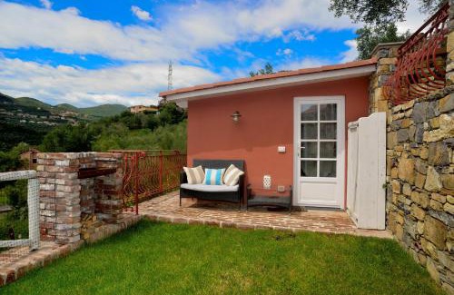 Diano Castello House | L'angolo di Paradiso