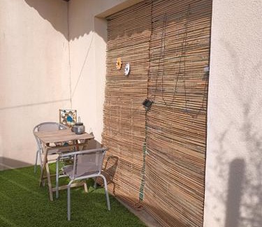 Saint-Martin-de-Valgalgues Apartment | L'Annexe