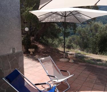 Castell'Umberto Bed & Breakfast | L'Antica Quercia B&B