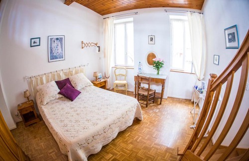 Foix Bed & Breakfast | l'Arche des Chapeliers