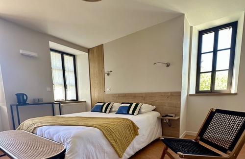 Sainte-Genevieve-sur-Argence Hotel | L'Argence