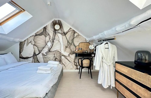 Changis-sur-Marne Villa | L'Art Parenthèse