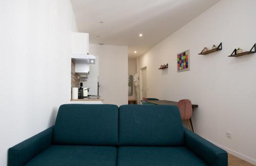 Vaise Apartment | L'Arty - Très joli studio moderne place Valmy