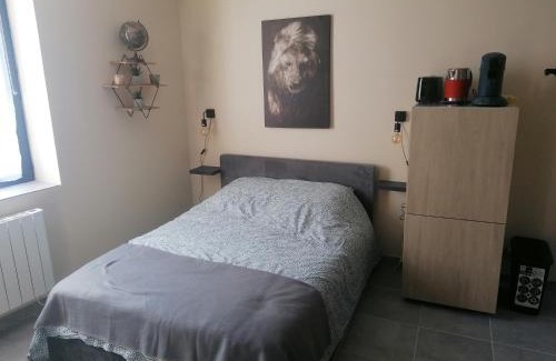 Bourgogne Apartment | L'ATELIER Calme et Cosy à 2 pas de la cathédrale