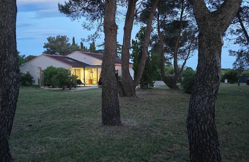 Fontes Apartment | L'atelier des rêves, independent studio with private outdoor spa!