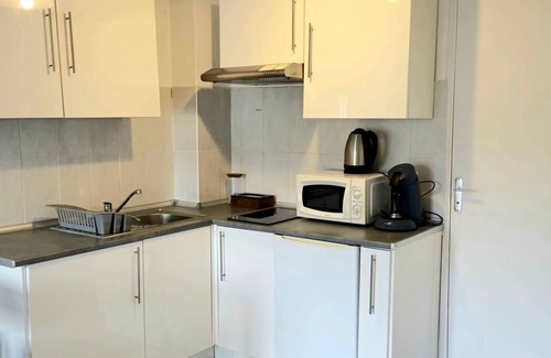 Lourdes Apartment | L'Atelier-T2 near the Wifi-Parking center