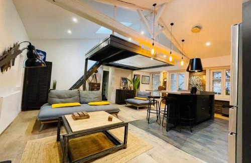 Saint - Aubin - Dupuy Apartment | L atelier toulousain