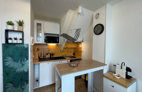 Rochefort Apartment | L'AUTHENTIQUE 4 Located in the town center opposite the thermal baths