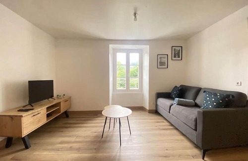 Nay Apartment | L'Authentique - Terrasse - MyraConciergerie