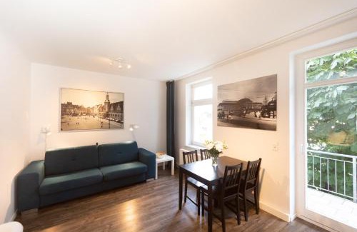 Plagwitz Apartment | L.E. Home