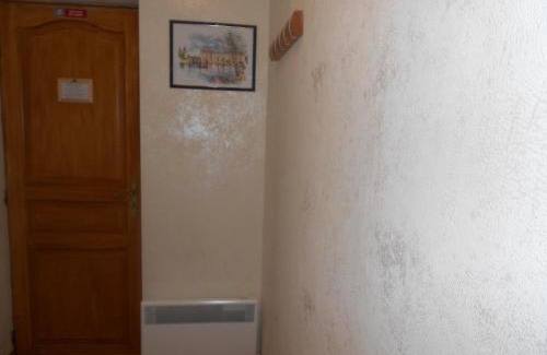 Saint-Nicolas-des-Motets Bed & Breakfast | L'Eclipse