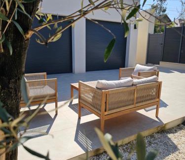 Bretigny-sur-Orge Villa | L 'Écrin Cosy with Private Terrace