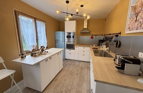 Le Bourg-d'Oisans House | L'Edelweiss - Detached house with garden