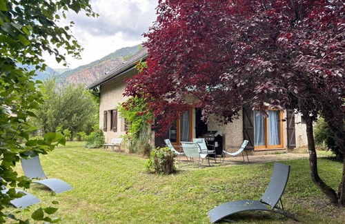 Le Bourg-d'Oisans House | L'Edelweiss - Detached house with garden
