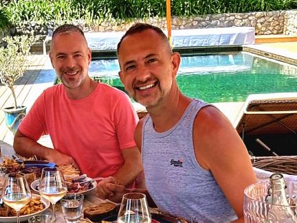 Tourrettes-sur-Loup Bed & Breakfast | L'Effrontée