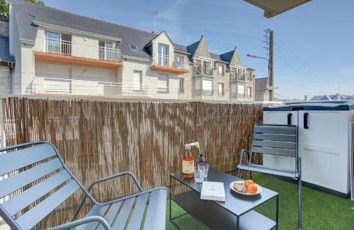 Saint-Cast-le-Guildo Apartment | L'Emérillon - Appt à 200m de la plage