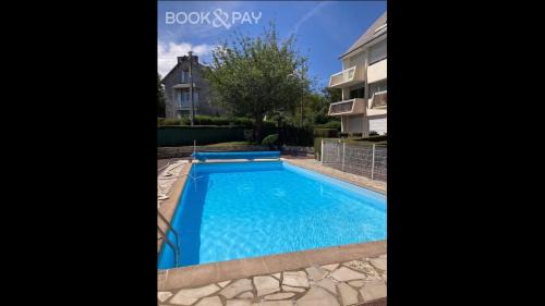 Saint-Cast-le-Guildo Apartment | L'Emérillon - Appt à 200m de la plage