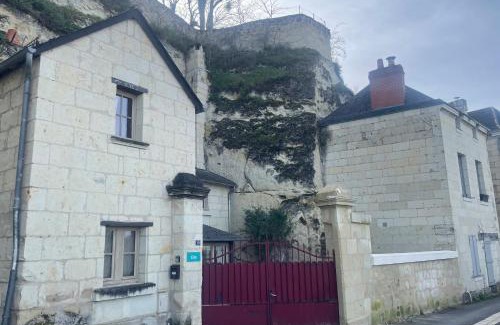 Dampierre-sur-Loire House | L’escale Troglo au bord de la Loire