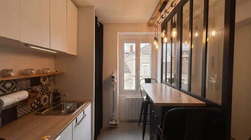 Macon Apartment | L'Escapade Central - Gare