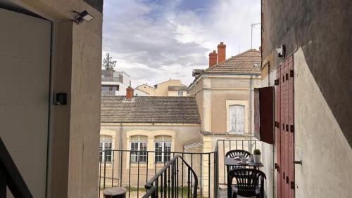 Macon Apartment | L'Escapade Central - Gare