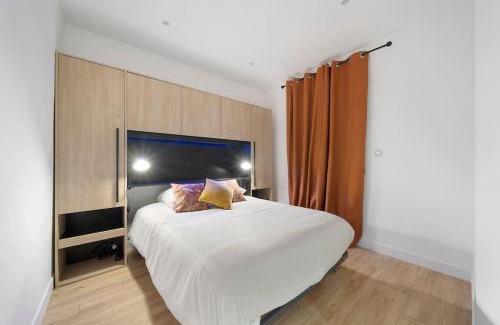 Chalon-sur-Saone Apartment | L'escapade Terra Cotta