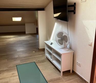 Santa Maria de Corco Apartment | L'Esquirol de L'Esquirol