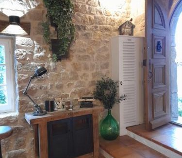 Seillans House | L Estello, Village house in Provence