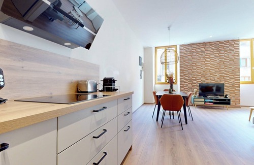 Annecy Old Town Apartment | L´Etage - Grand T3 en plein coeur de la Vieille Ville d'Annecy