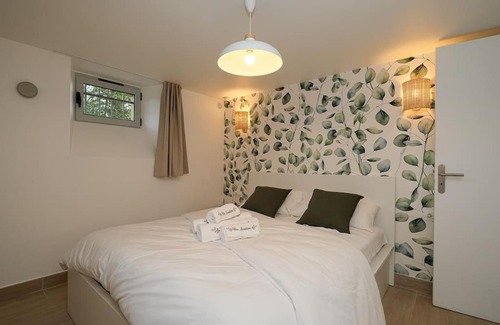 Quincy-Voisins Apartment | L'Eucalyptus avec Parking & Wifi