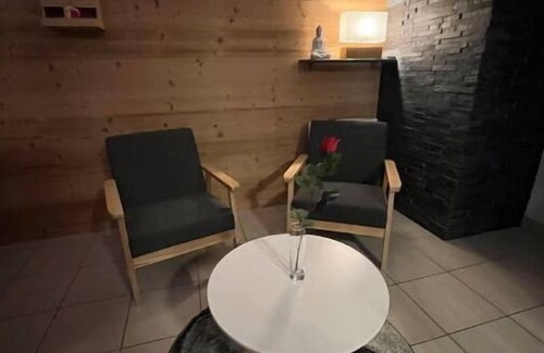 Mercury Apartment | L'evasion Alpine - Love Room - Appartement Avec Balnéo et Sauna