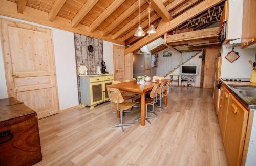 Verrieres-de-Joux Apartment | L'Evasion du Haut au milieu de la nature