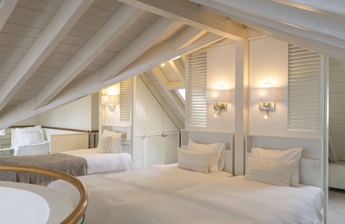 Rolle Hotel | L'HÔTEL by Hostellerie du Château