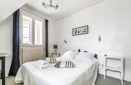 Feurs Hotel | L'Hôtel L'Astrée