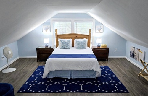 Historic Seaport House | L'Habitation Guest House