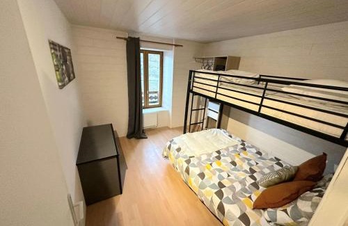 Saint-Nectaire Apartment | L'Hermitage - Piscine et Bien-être