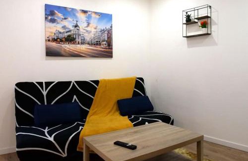 Etampes Apartment | L’Impérial 4- CentreVille- WIFI