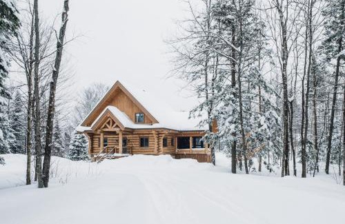 Labelle Ski Chalet | L'Imprevu by Tremblant Platinum
