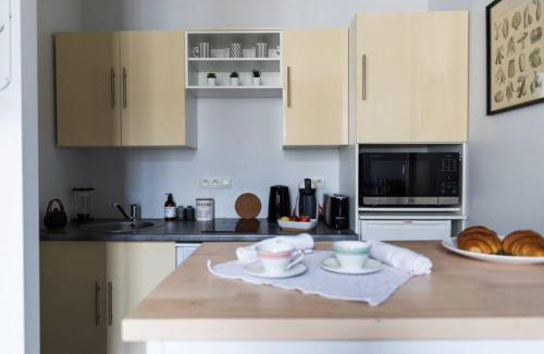 Fontenay-le-Comte Apartment | L'inattendu/Studio équipé et confortable