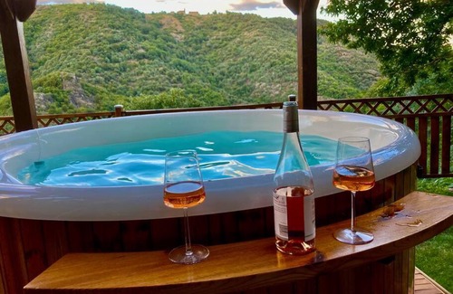 Asperjoc Apartment | L'insolite TAMIA