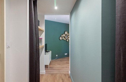 Dobree-Bon Port Apartment | L'Instant Nantais by Cocoonr