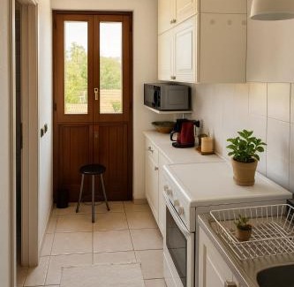 Bagnone Apartment | L'oasi nel borgo, un angolo di pace vicino a Bagnone