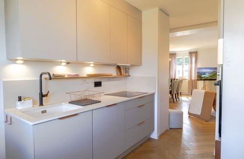 Annecy Apartment | L'Oasis
