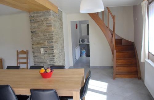 Frahan House | l'oiseau d'eau